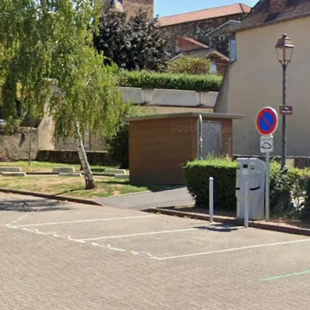 T3 Entier Confortable Centre Historique De Gare A 10 Min A Pied 6 Personnes * Montluçon